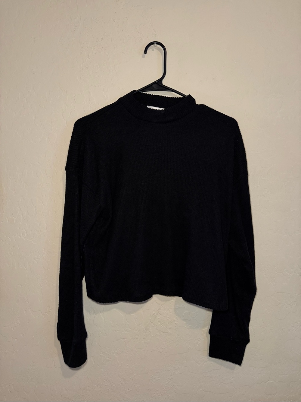 Black Ribbed Knit Sweater Crew Neck Long Sleeve Size M